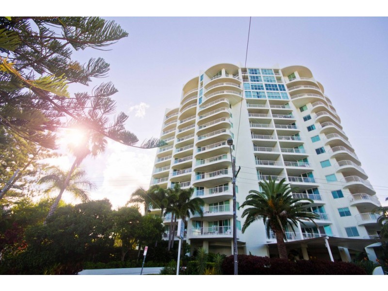 1304/182 ‘Crystal Bay Resort’ Marine Parade, Labrador QLD 4215