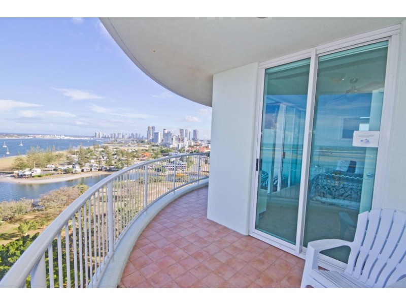 1304/182 ‘Crystal Bay Resort’ Marine Parade, Labrador QLD 4215