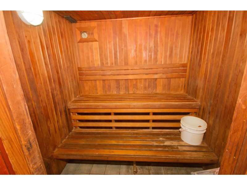 1304/182 ‘Crystal Bay Resort’ Marine Parade, Labrador QLD 4215