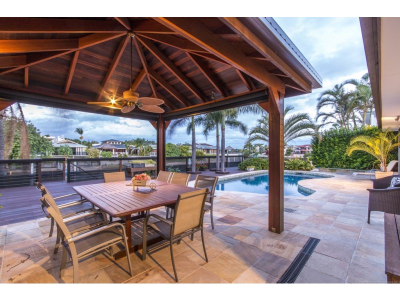 79 Campbell Street, Sorrento QLD 4217