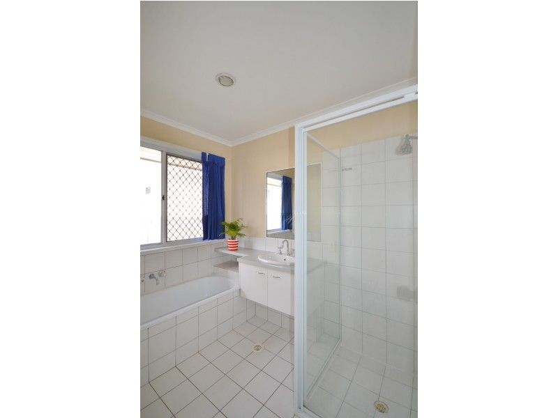 229 Benowa Road, Benowa QLD 4217