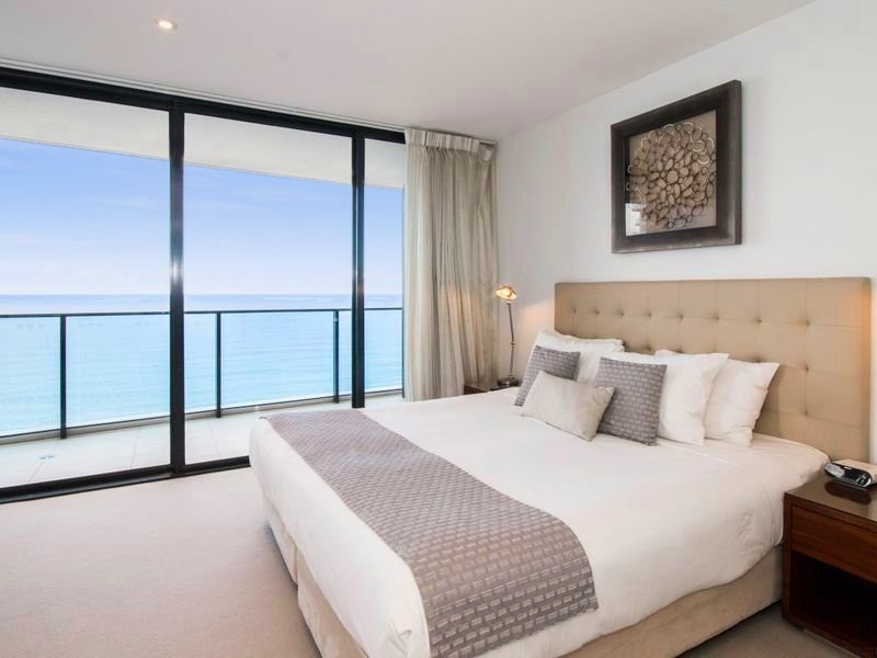Broadbeach QLD 4218