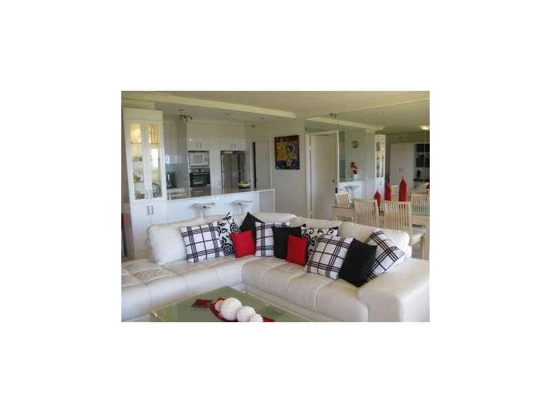 40/2 ‘Atlantis East’ Admiralty Drive, Paradise Waters QLD 4217