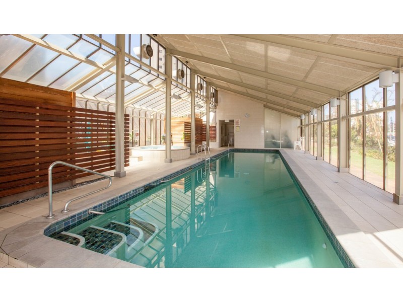 40/2 ‘Atlantis East’ Admiralty Drive, Paradise Waters QLD 4217