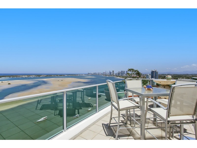 1802/300 ‘Aqua’ Marine Parade, Labrador QLD 4215