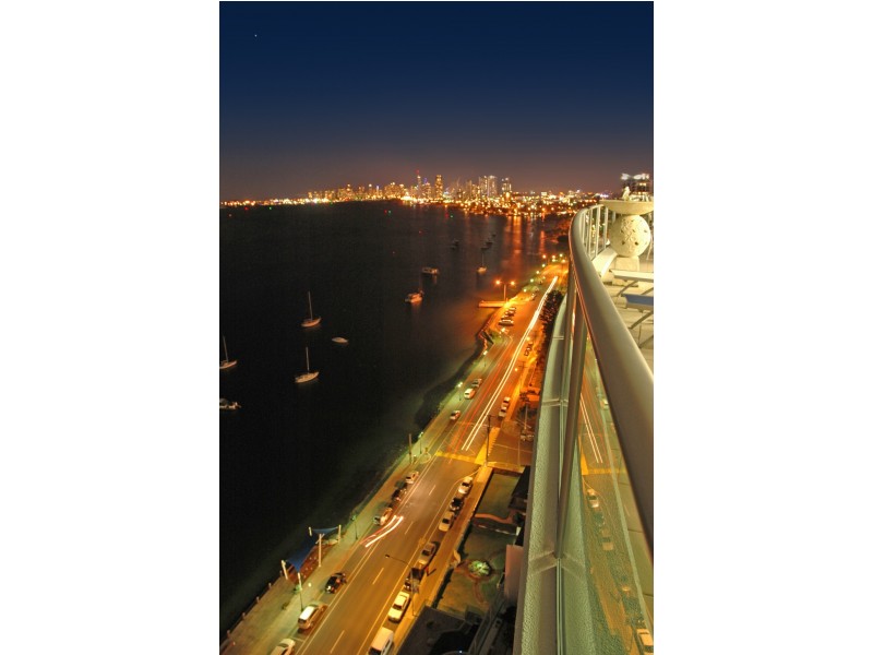 1802/300 ‘Aqua’ Marine Parade, Labrador QLD 4215