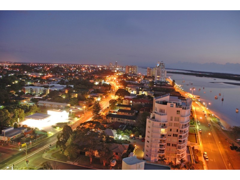 1802/300 ‘Aqua’ Marine Parade, Labrador QLD 4215