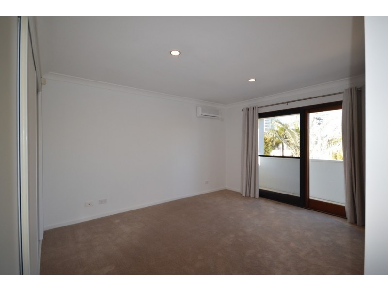 2/78 Paradise Island, Surfers Paradise QLD 4217