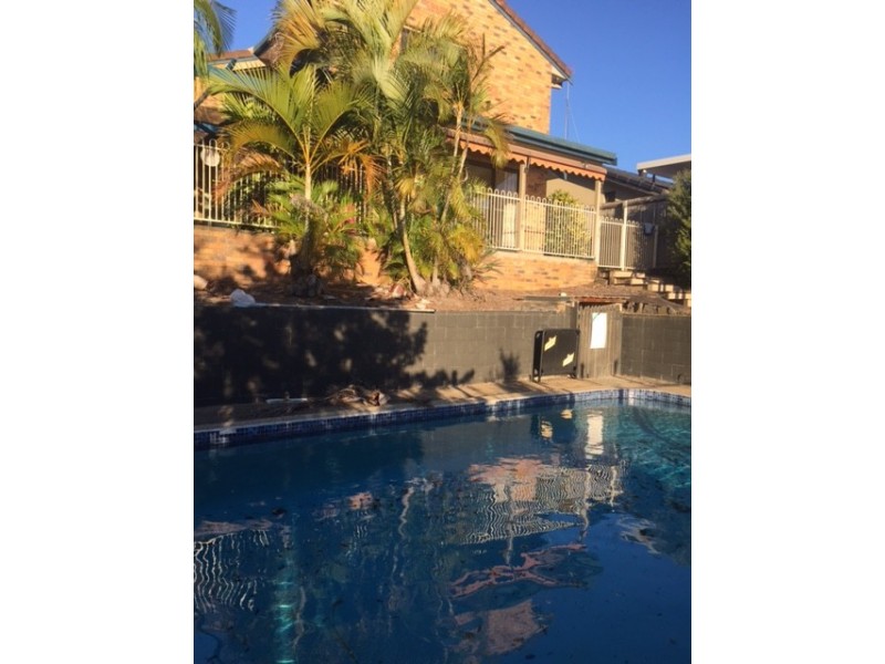 40 Claymore Crescent, Sorrento QLD 4217