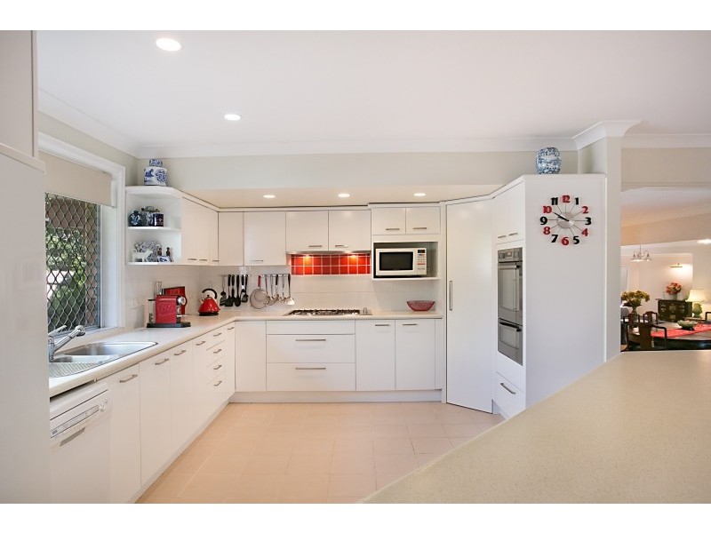 17 Firestone Court, Robina QLD 4226