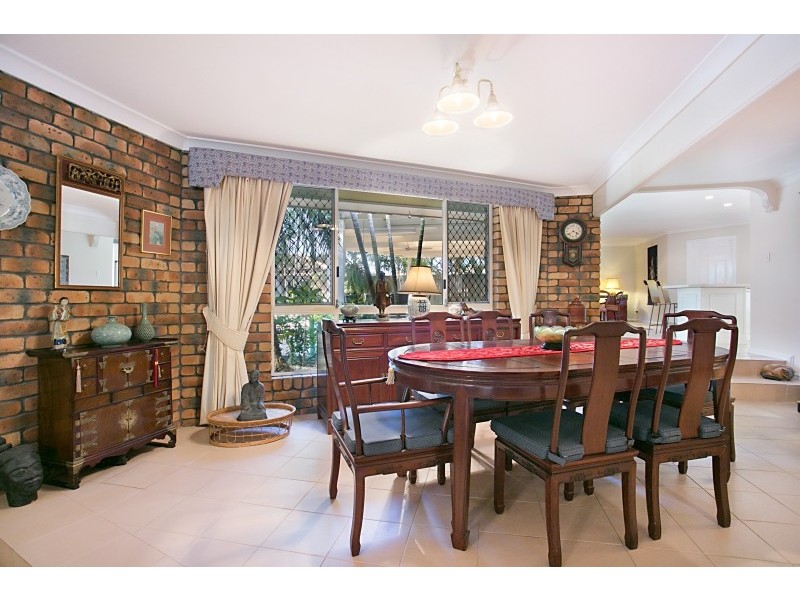 17 Firestone Court, Robina QLD 4226