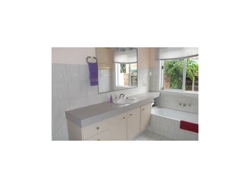 141 Witt Avenue, Carrara QLD 4211