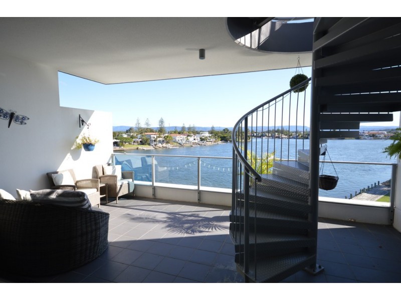 404/30 Paradise Island, Surfers Paradise QLD 4217