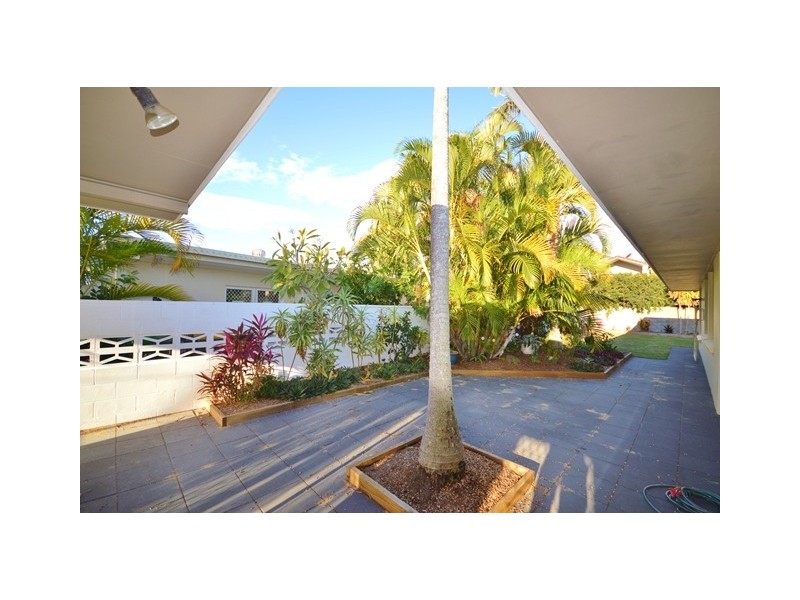 44 Brindisi Ave, Isle Of Capri QLD 4217