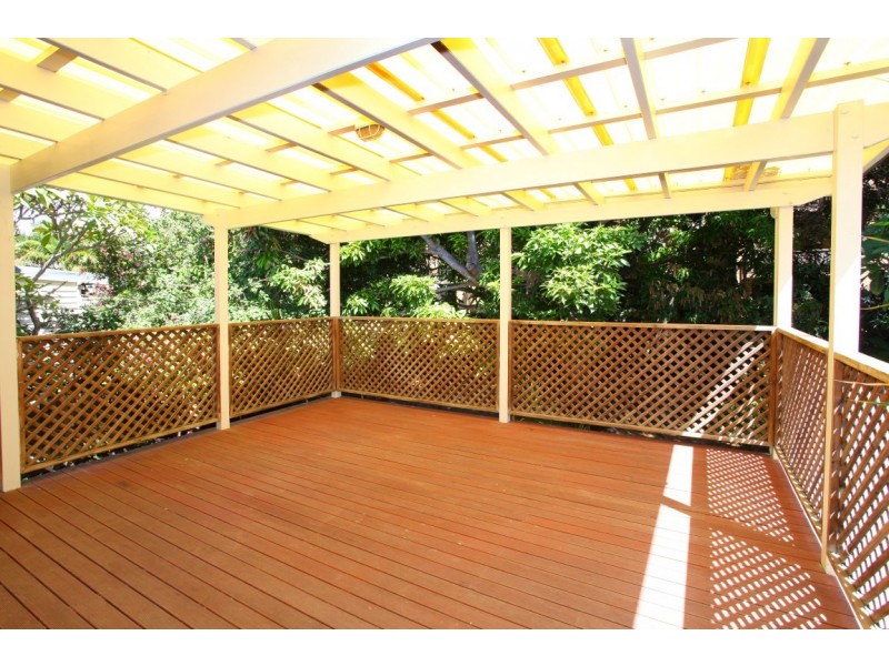 52 Bauer Street, Southport QLD 4215