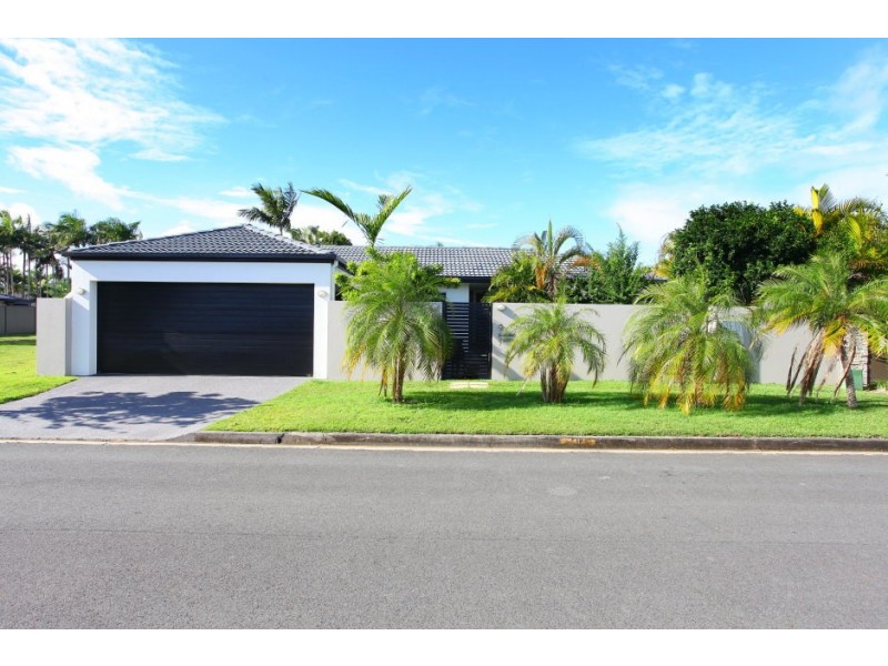 9 Mackay Close, Sorrento QLD 4217