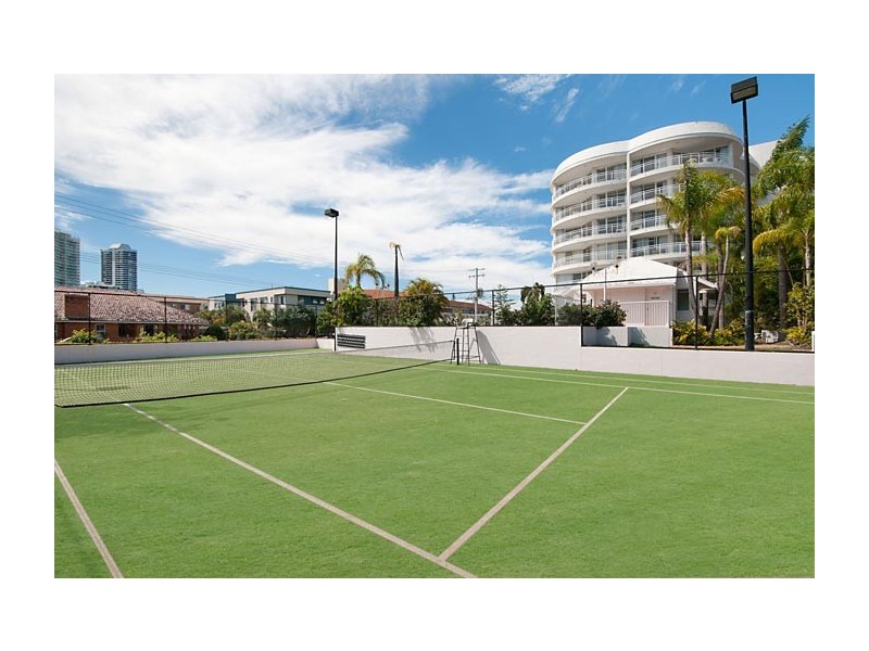 6E/510 Marine Parade, Biggera Waters QLD 4216