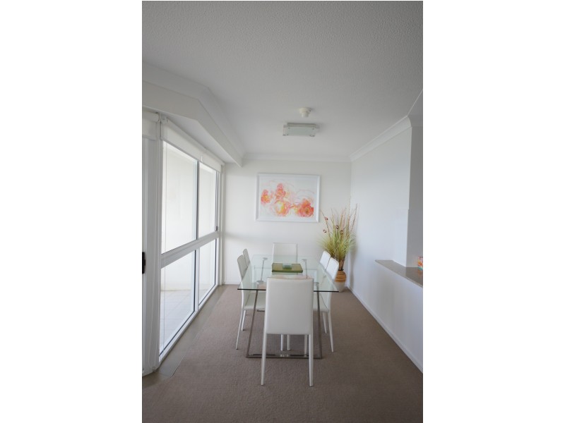 6E/510 Marine Parade, Biggera Waters QLD 4216