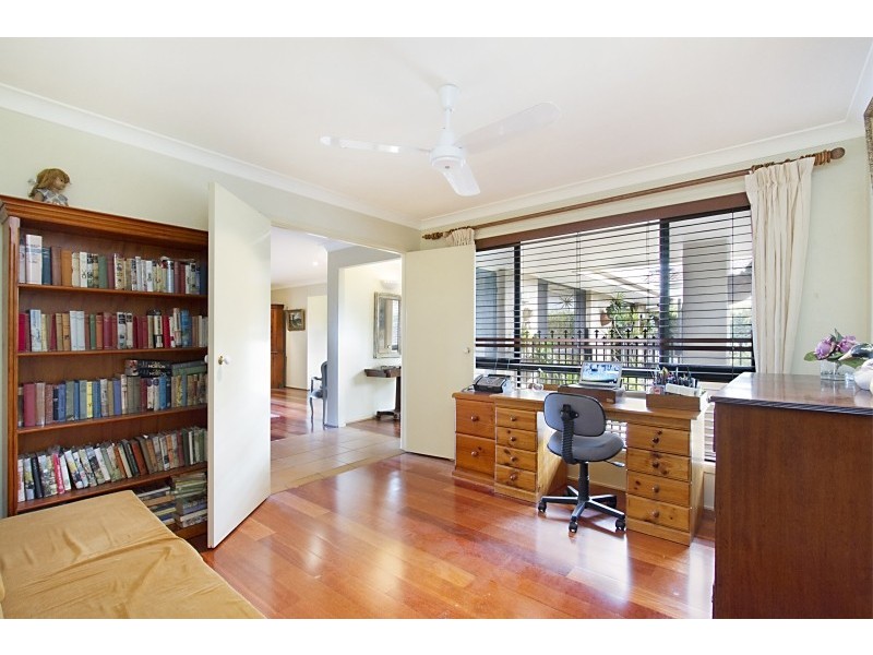 76 Wild Duck Drive, Mermaid Waters QLD 4218