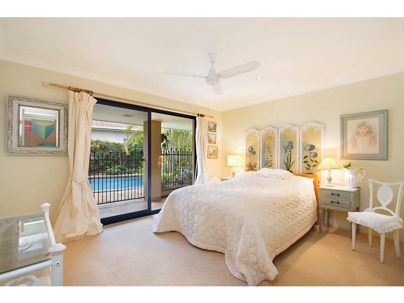 76 Wild Duck Drive, Mermaid Waters QLD 4218