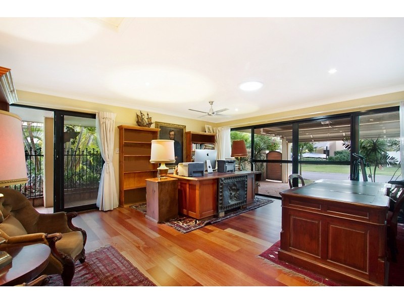 76 Wild Duck Drive, Mermaid Waters QLD 4218