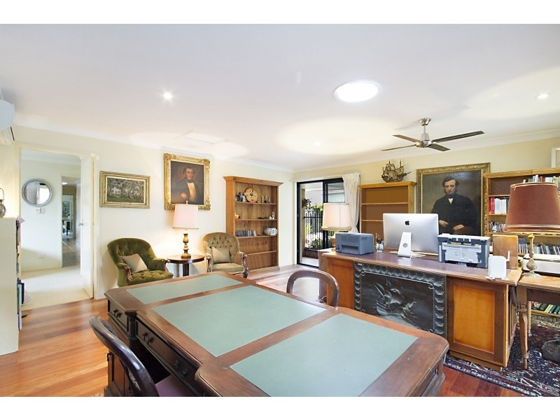 76 Wild Duck Drive, Mermaid Waters QLD 4218