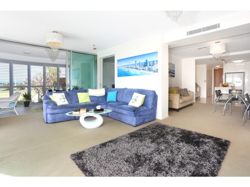 202/300 ‘Aqua’ Marine Parade, Labrador QLD 4215
