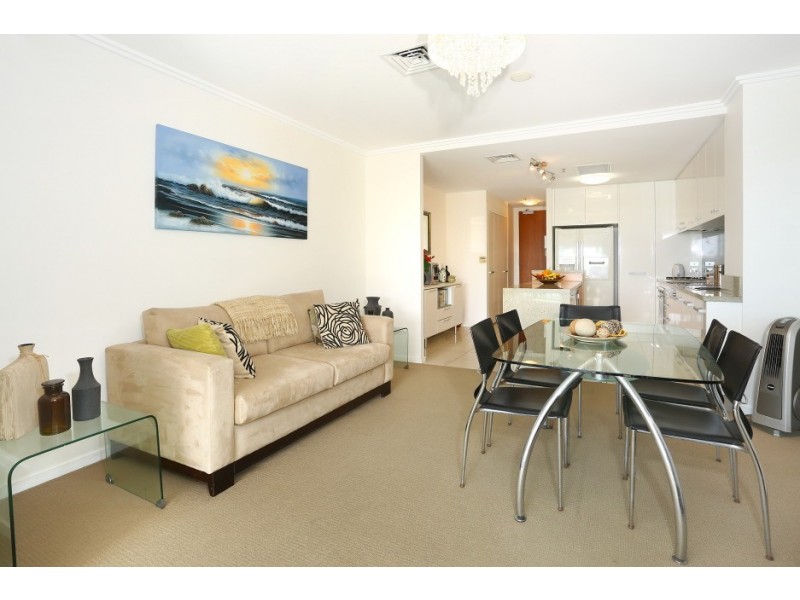 202/300 ‘Aqua’ Marine Parade, Labrador QLD 4215