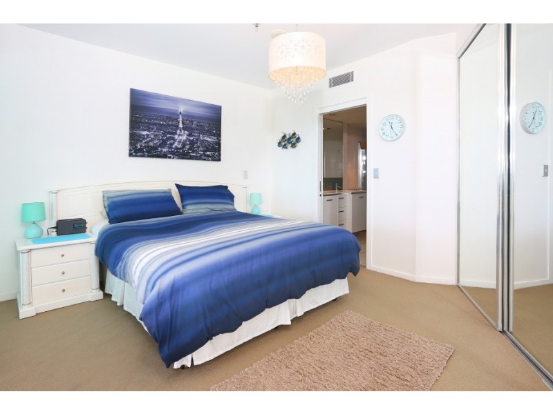 202/300 ‘Aqua’ Marine Parade, Labrador QLD 4215