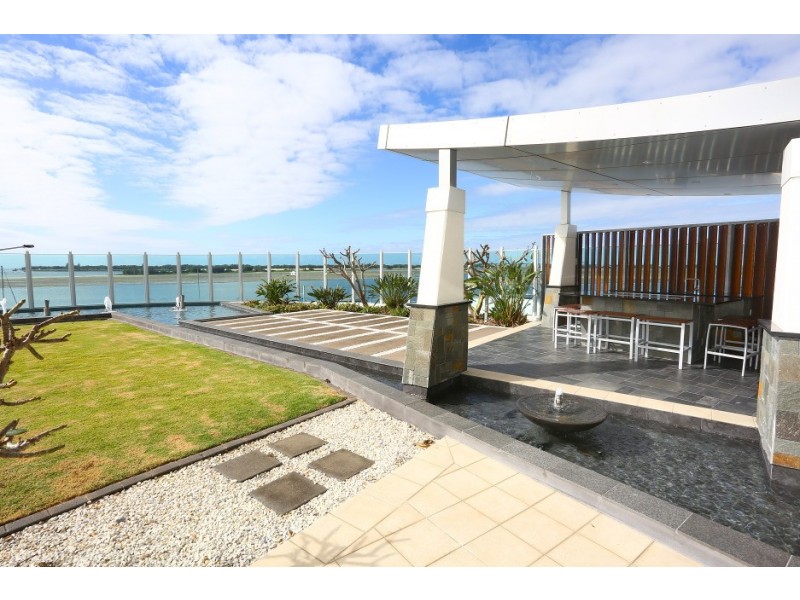 202/300 ‘Aqua’ Marine Parade, Labrador QLD 4215