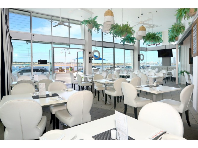 202/300 ‘Aqua’ Marine Parade, Labrador QLD 4215