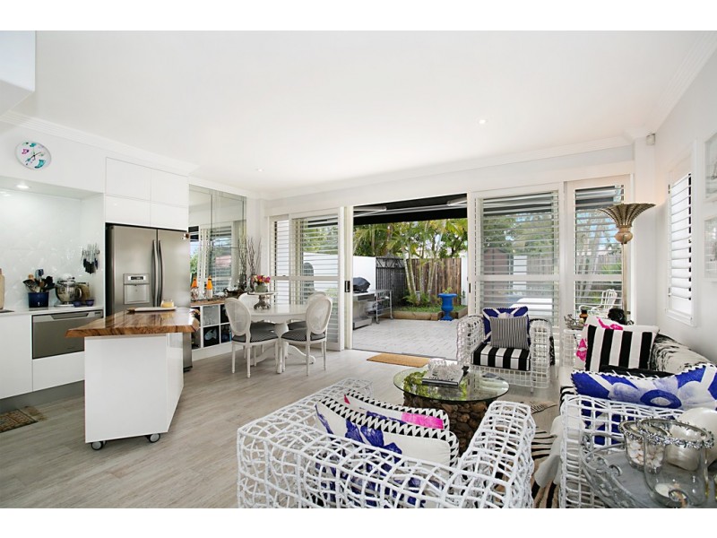 Villa 32 ‘Raffles on Capri’ 103 Salerno St., Isle Of Capri QLD 4217