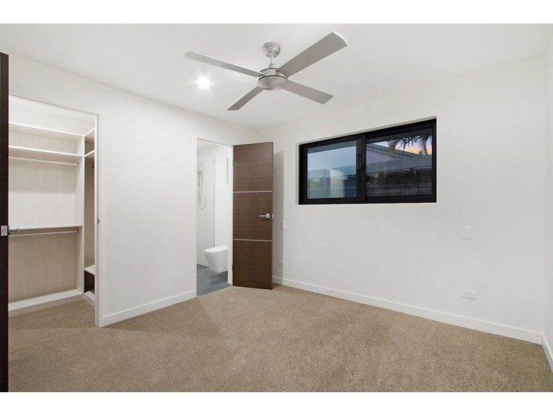 17 Caithness Court, Sorrento QLD 4217