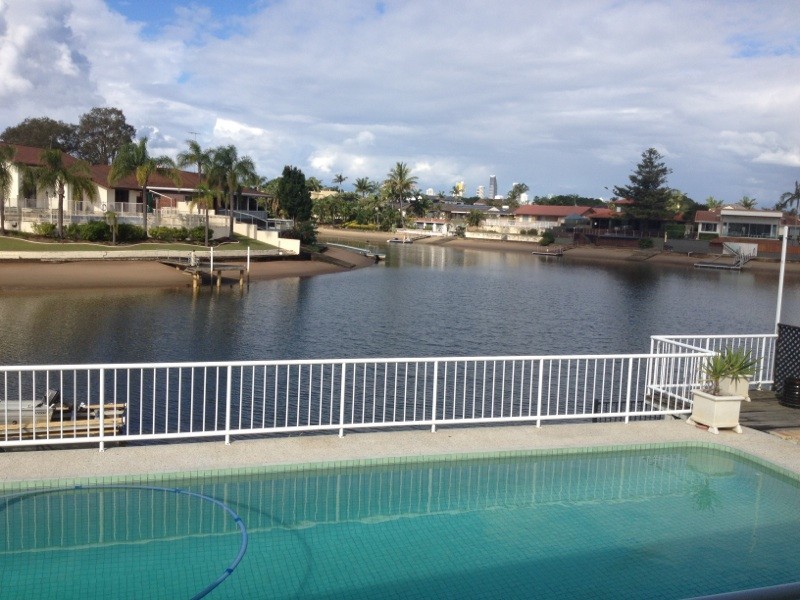 14 Tosti Street, Bundall QLD 4217