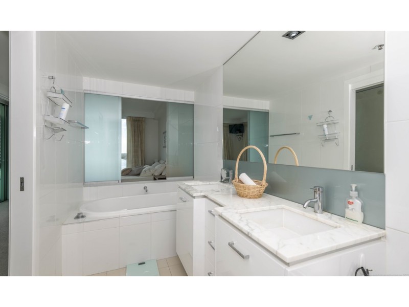 1001/300 ‘Aqua’ Marine Parade, Labrador QLD 4215