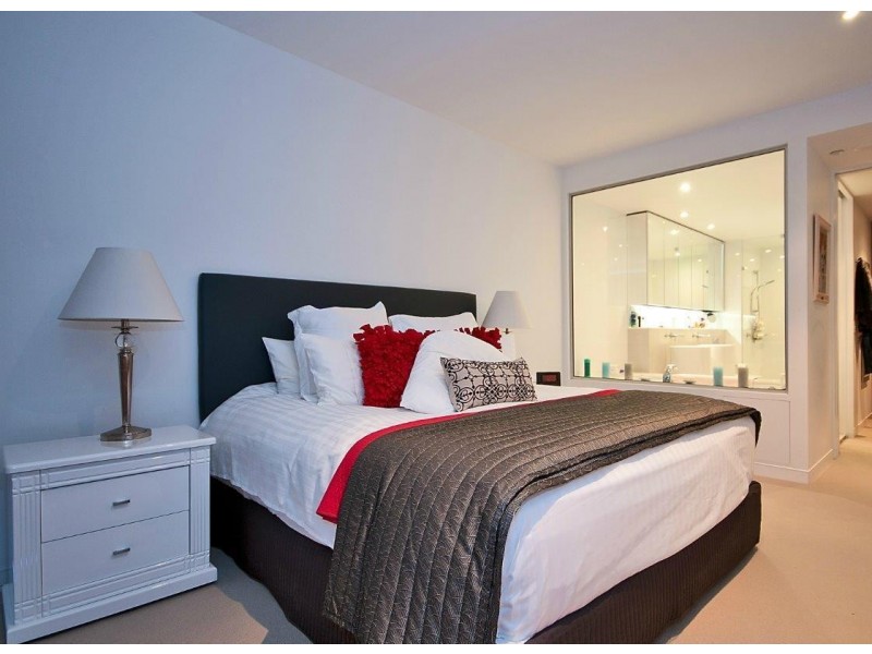 3704/1 ‘The Oracle’ Oracle Boulevard, Broadbeach QLD 4218