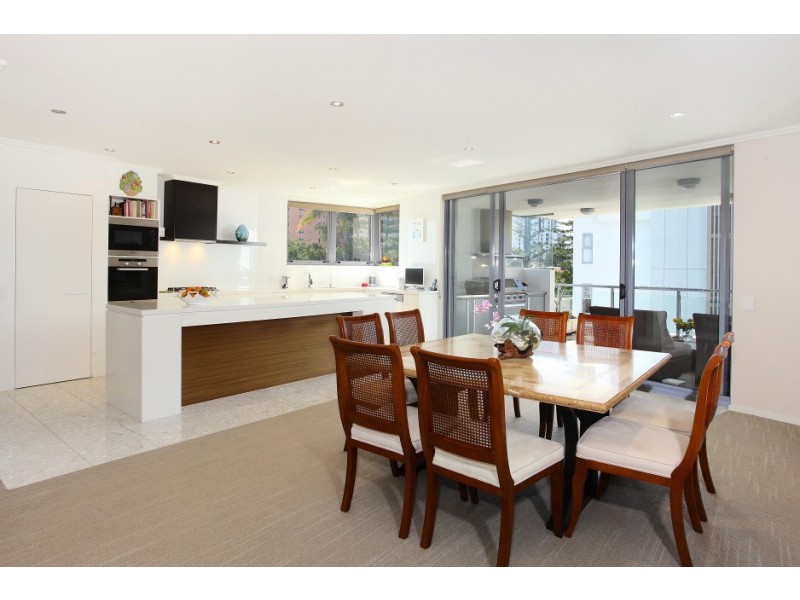 6/120 ‘Surf 120′ Surf Parade, Broadbeach QLD 4218