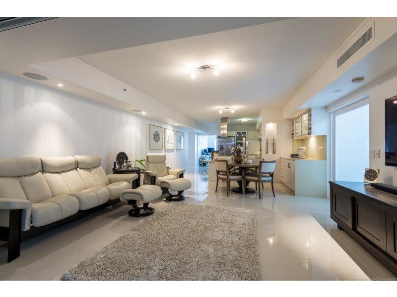 40/326 ‘Deepwater Point’ Marine Parade, Labrador QLD 4215