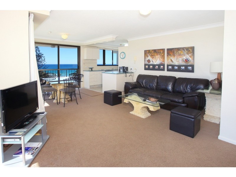 26/4 ‘Ocean Royale” Britannia Avenue, Broadbeach QLD 4218