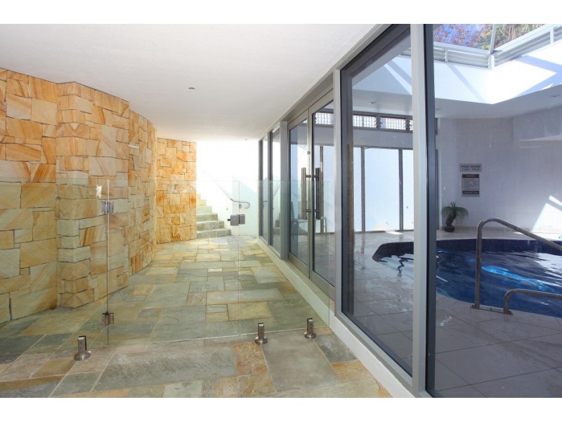 26/4 ‘Ocean Royale” Britannia Avenue, Broadbeach QLD 4218