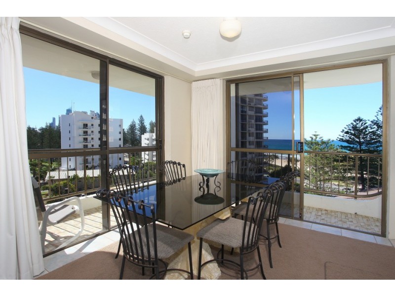 26/4 ‘Ocean Royale” Britannia Avenue, Broadbeach QLD 4218