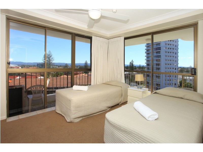 26/4 ‘Ocean Royale” Britannia Avenue, Broadbeach QLD 4218