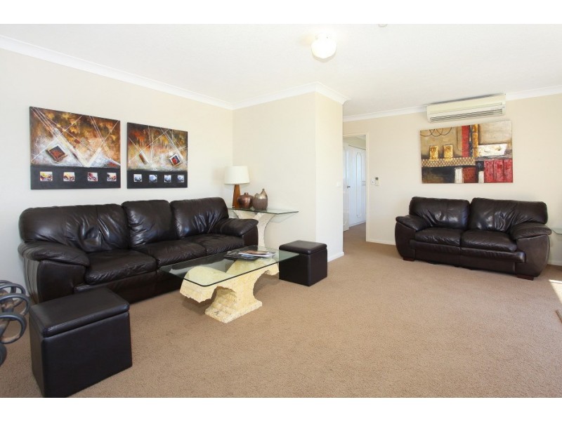 26/4 ‘Ocean Royale” Britannia Avenue, Broadbeach QLD 4218