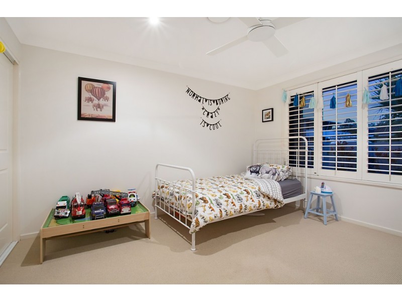 12 Yacht Street, Southport QLD 4215