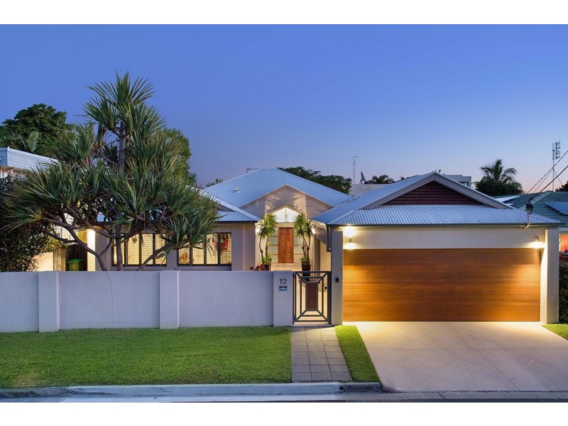 12 Yacht Street, Southport QLD 4215