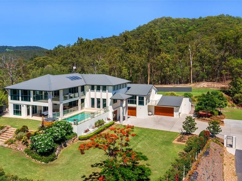 219 Crane Crescent, Nerang QLD 4211