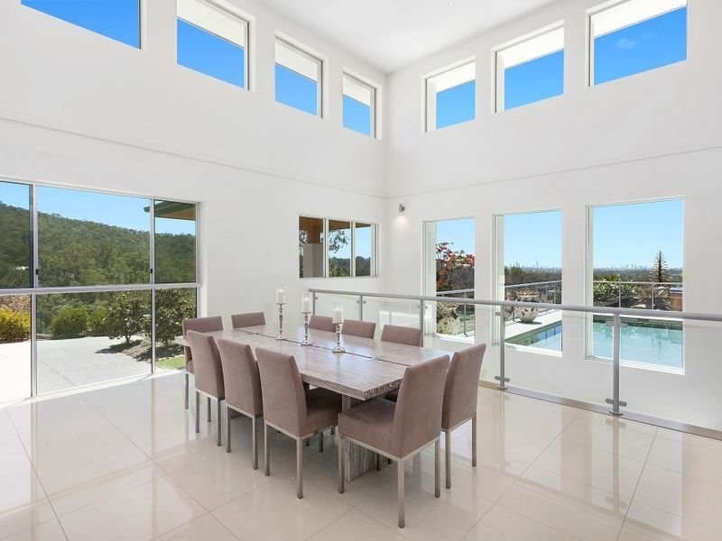 219 Crane Crescent, Nerang QLD 4211