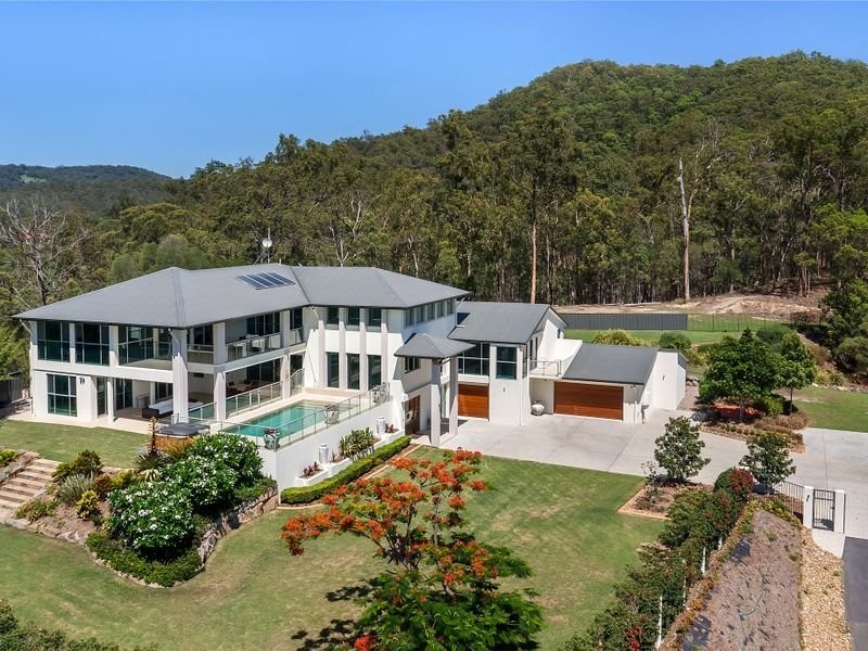 219 Crane Crescent, Nerang QLD 4211