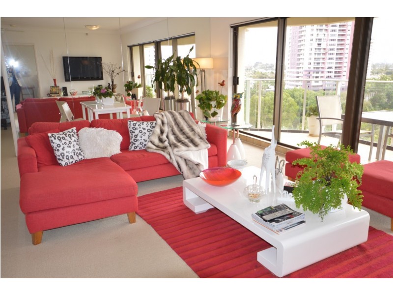 45/2 ‘Atlantis East’ Admiralty Drive, Paradise Waters QLD 4217