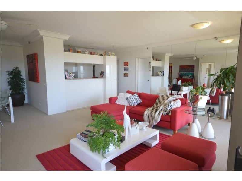 45/2 ‘Atlantis East’ Admiralty Drive, Paradise Waters QLD 4217